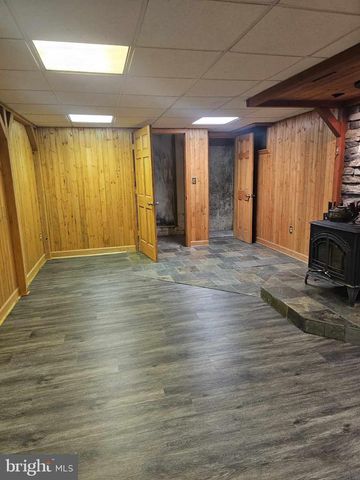 1505 COUNTY LINE RD, York Springs, PA 17372