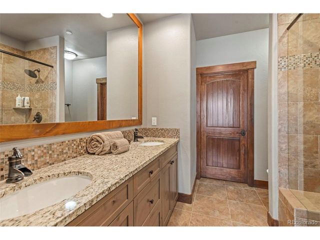 421 Rainbow Dr 23, Silverthorne, CO 80498
