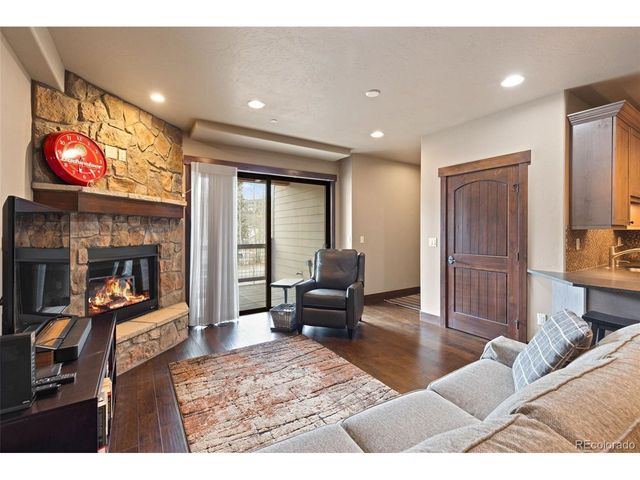 421 Rainbow Dr 23, Silverthorne, CO 80498