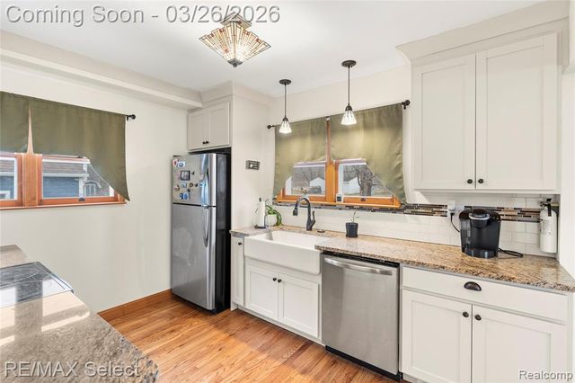 3360 N Elms Road, Flushing, MI 48433