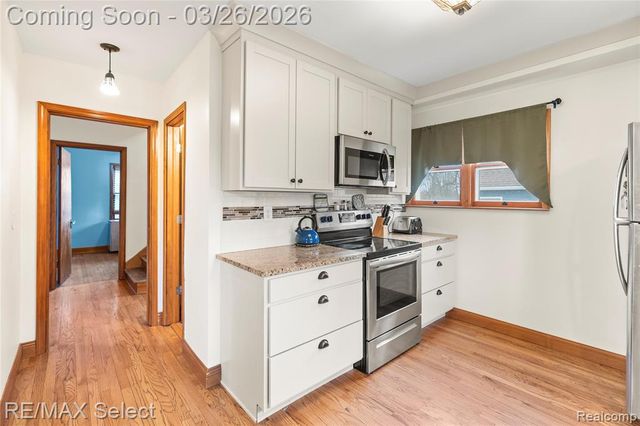 3360 N Elms Road, Flushing, MI 48433