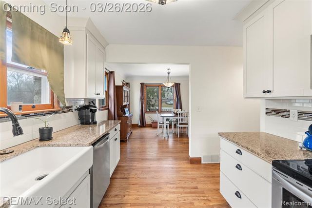 3360 N Elms Road, Flushing, MI 48433