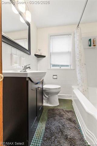 3360 N Elms Road, Flushing, MI 48433