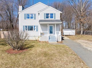 7 Overlook Ave, Haverhill, MA 01832