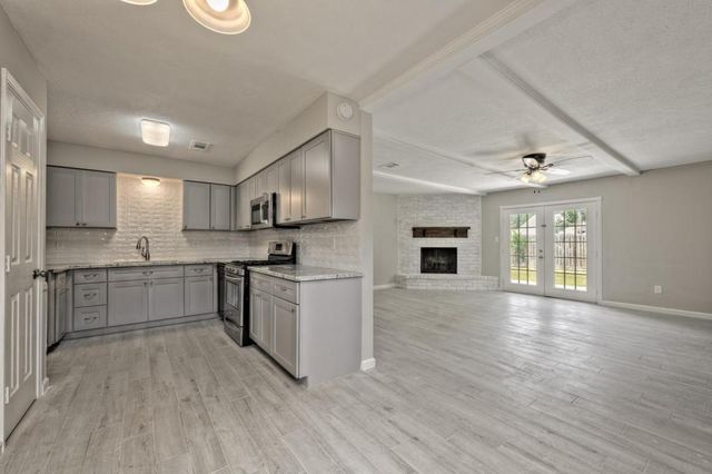 23906 Spring Towne Drive, Spring, TX 77373