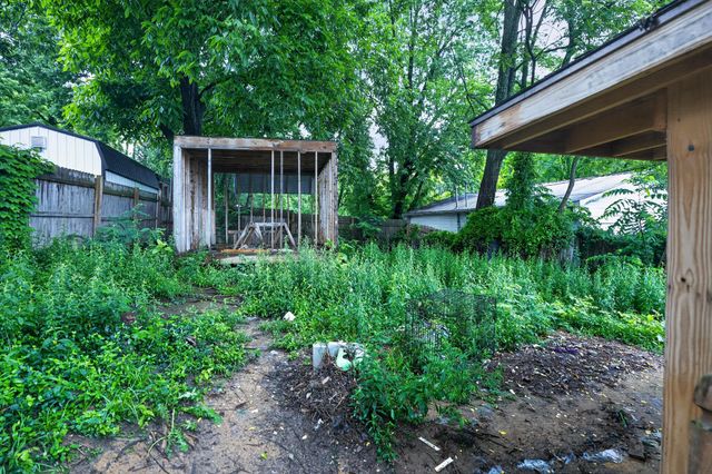 323 W High Street, Mt Sterling, KY 40353