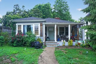 323 W High Street, Mt Sterling, KY 40353