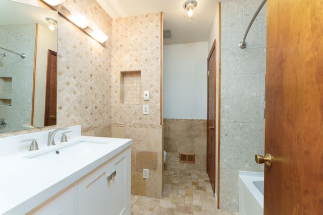 3101 S Hilltop Drive, Ann Arbor, MI 48103
