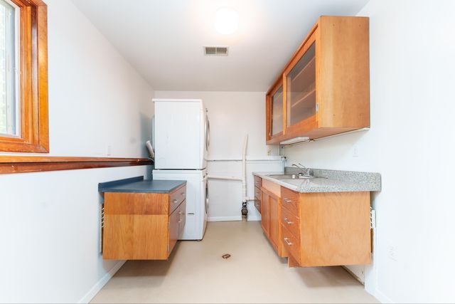 3101 S Hilltop Drive, Ann Arbor, MI 48103