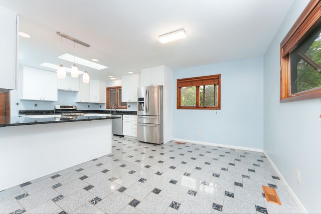 3101 S Hilltop Drive, Ann Arbor, MI 48103