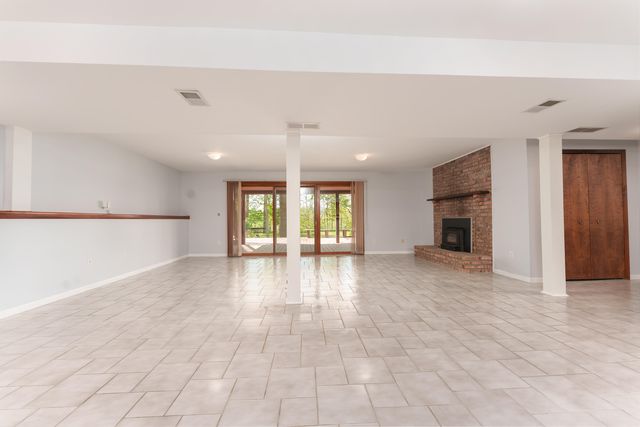 3101 S Hilltop Drive, Ann Arbor, MI 48103