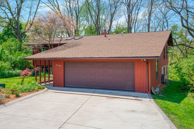 3101 S Hilltop Drive, Ann Arbor, MI 48103