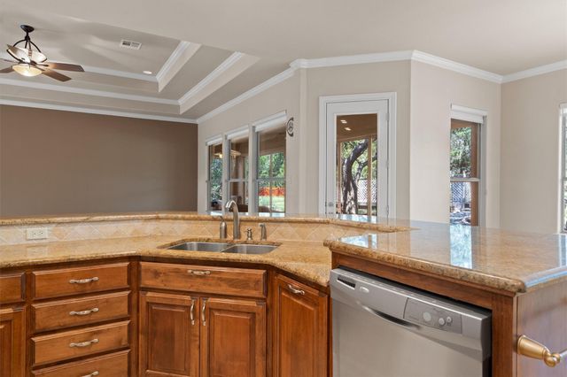 17109 Northlake Hills DR, Jonestown, TX 78645