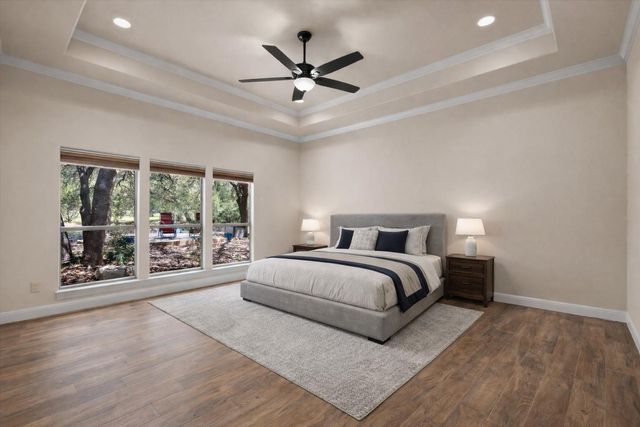 17109 Northlake Hills DR, Jonestown, TX 78645