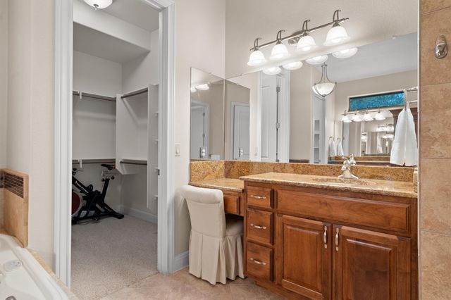 17109 Northlake Hills DR, Jonestown, TX 78645