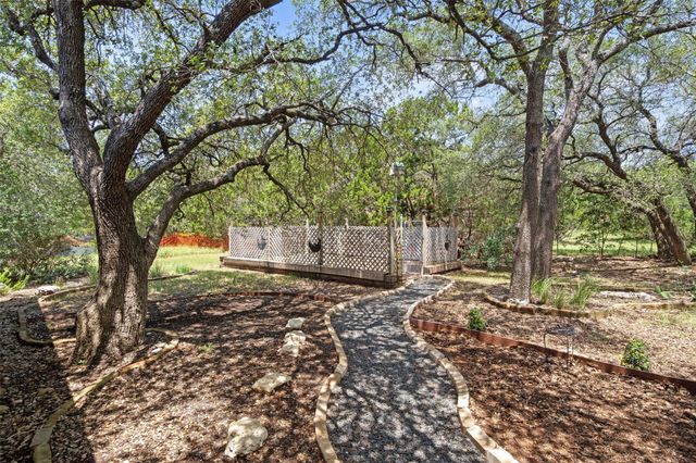 17109 Northlake Hills DR, Jonestown, TX 78645