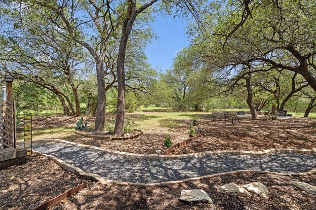 17109 Northlake Hills DR, Jonestown, TX 78645