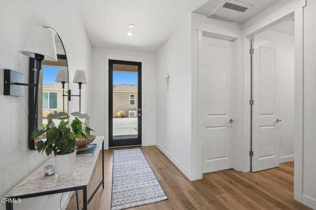 319 321 Grant Line Street, Santa Paula, CA 93060