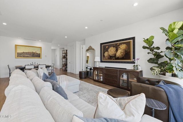 319 321 Grant Line Street, Santa Paula, CA 93060