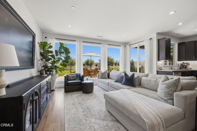 319 321 Grant Line Street, Santa Paula, CA 93060