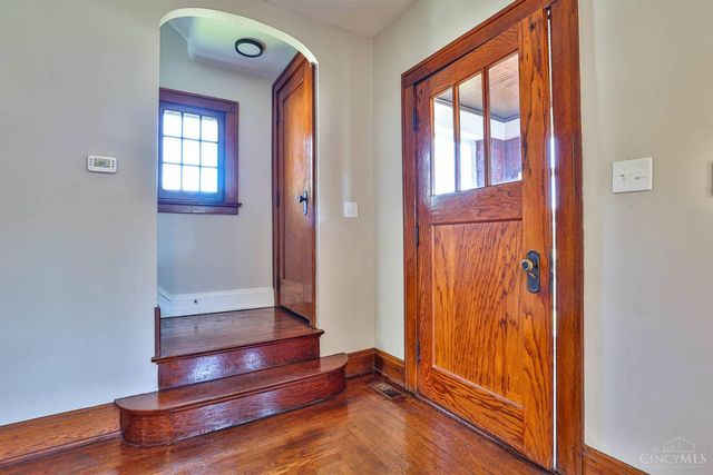 653 Harmes Avenue, Reading, OH 45215