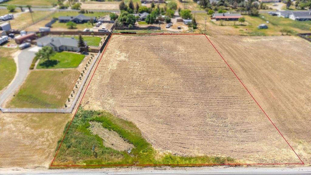 Image 1 of property listing at 0 Highway 145, Madera, CA 93636