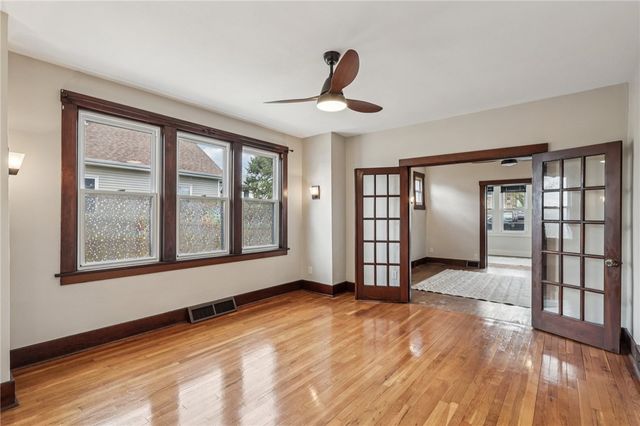 2011 Ridge Ave, Arnold, PA 15068