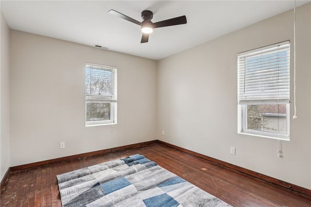 2011 Ridge Ave, Arnold, PA 15068