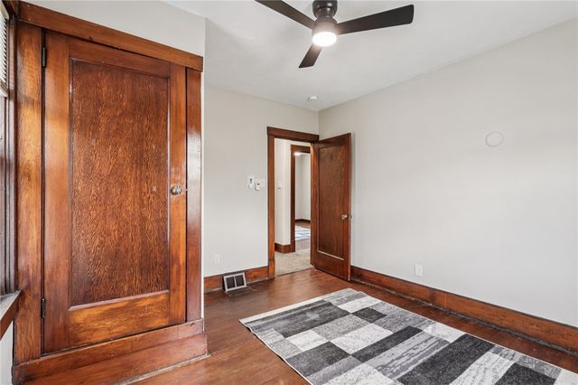 2011 Ridge Ave, Arnold, PA 15068