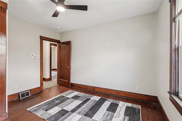 2011 Ridge Ave, Arnold, PA 15068