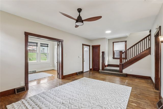 2011 Ridge Ave, Arnold, PA 15068