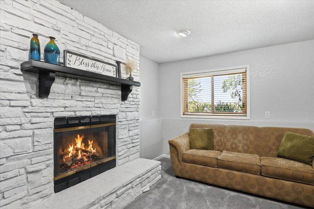 6747 Quantico Lane N, Maple Grove, MN 55311