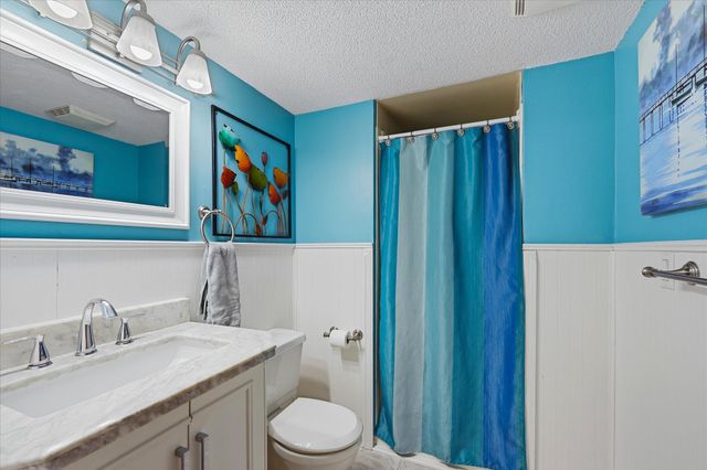 6747 Quantico Lane N, Maple Grove, MN 55311