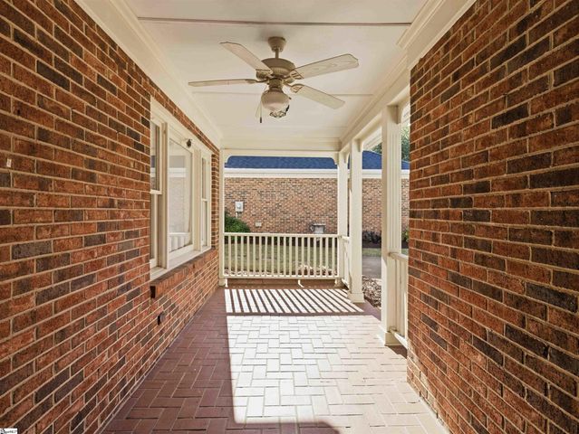 4 Parkins Place, Greenville, SC 29607