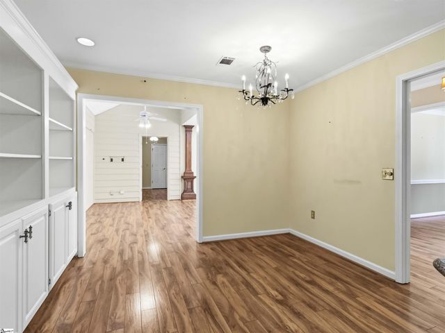 4 Parkins Place, Greenville, SC 29607