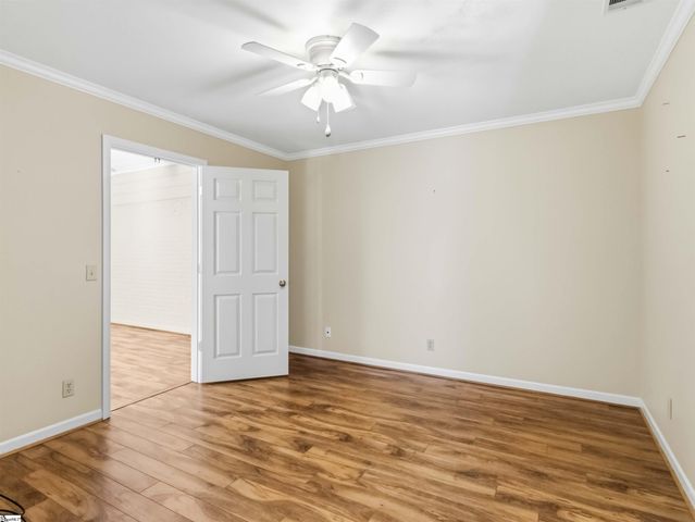 4 Parkins Place, Greenville, SC 29607