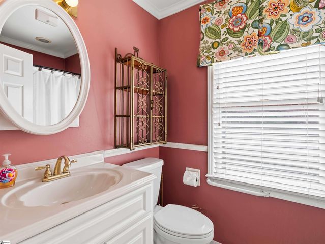 4 Parkins Place, Greenville, SC 29607
