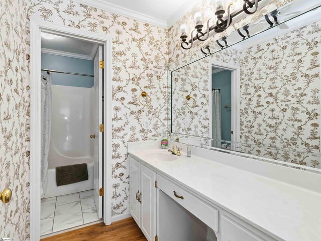 4 Parkins Place, Greenville, SC 29607