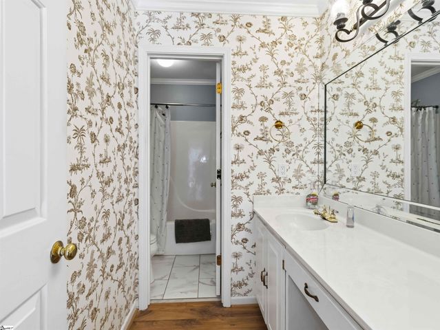 4 Parkins Place, Greenville, SC 29607