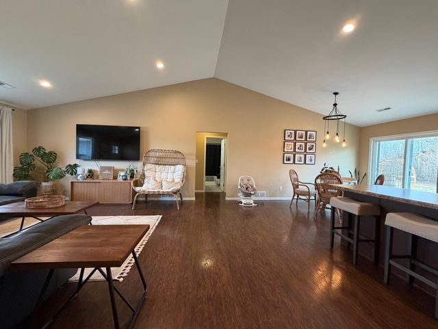 5884 Sullivan Drive NW, Bemidji, MN 56601
