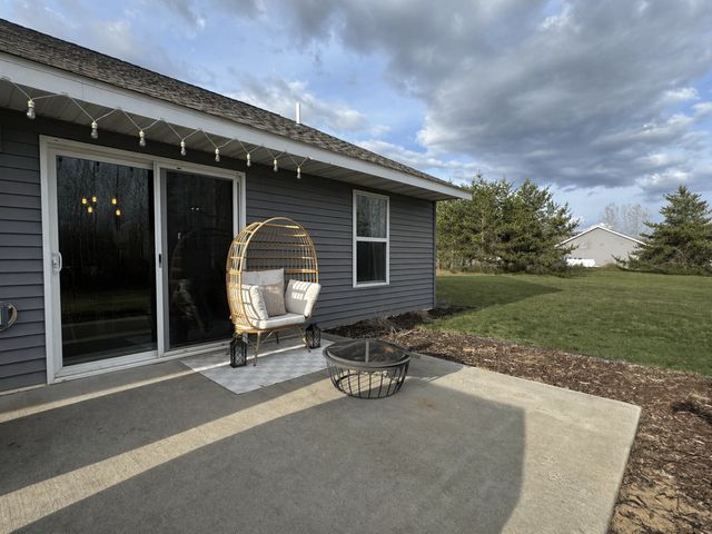 5884 Sullivan Drive NW, Bemidji, MN 56601