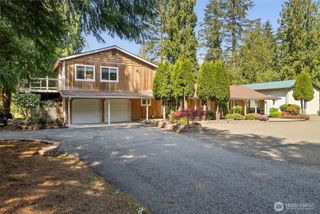 4545 Steamboat Island Road NW, Olympia, WA 98502