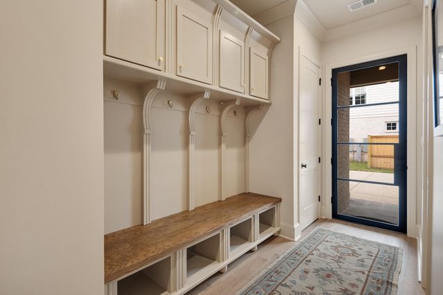 3226 CADDIS LN, Germantown, TN 38138