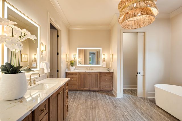 3226 CADDIS LN, Germantown, TN 38138