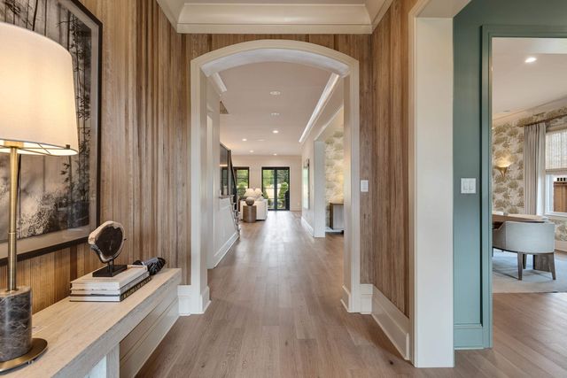 3226 CADDIS LN, Germantown, TN 38138