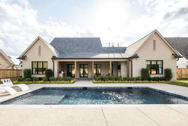 3226 CADDIS LN, Germantown, TN 38138