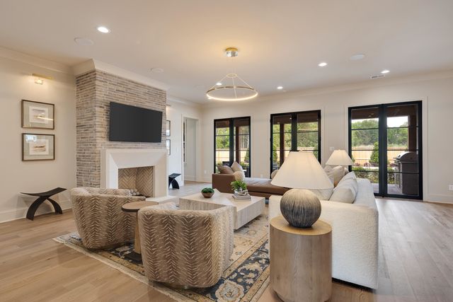 3226 CADDIS LN, Germantown, TN 38138