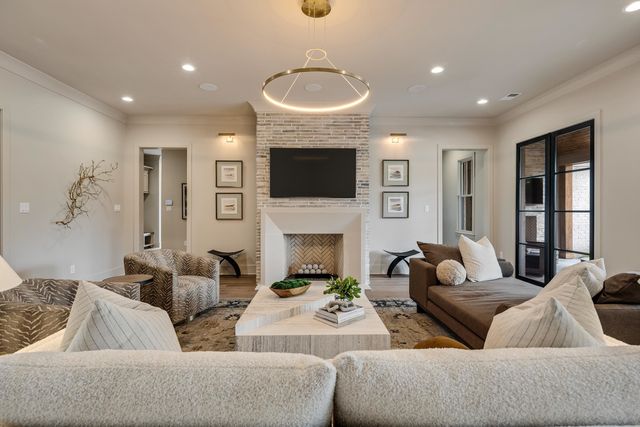 3226 CADDIS LN, Germantown, TN 38138