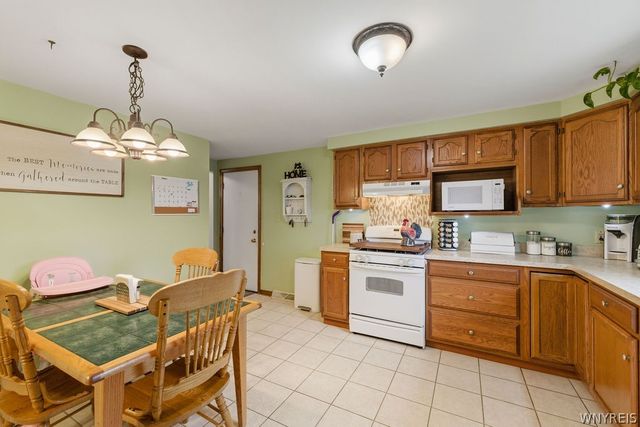 309 Oakdale Drive, North Tonawanda, NY 14120