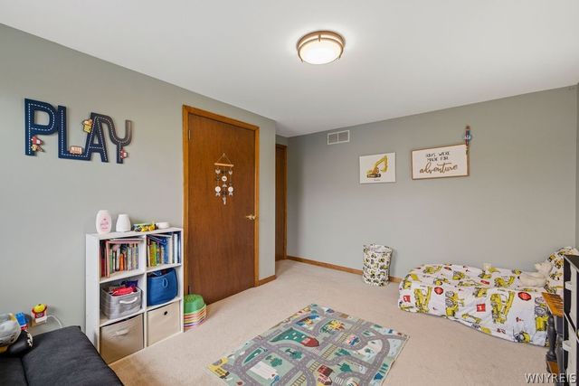 309 Oakdale Drive, North Tonawanda, NY 14120